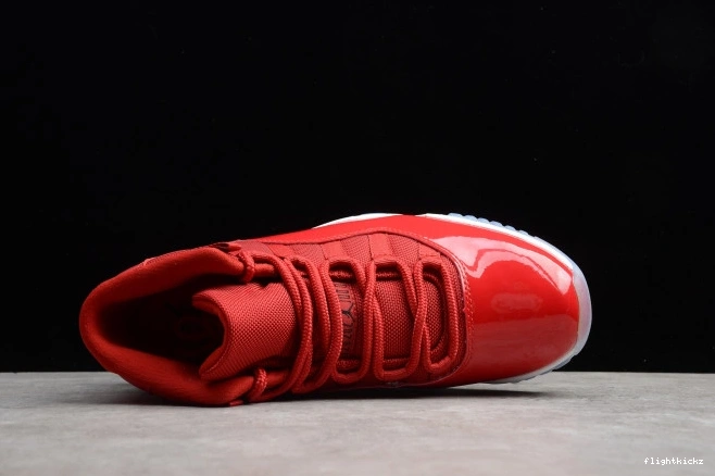 Air Red Jordan 11 378037-623 RetroGym 1121